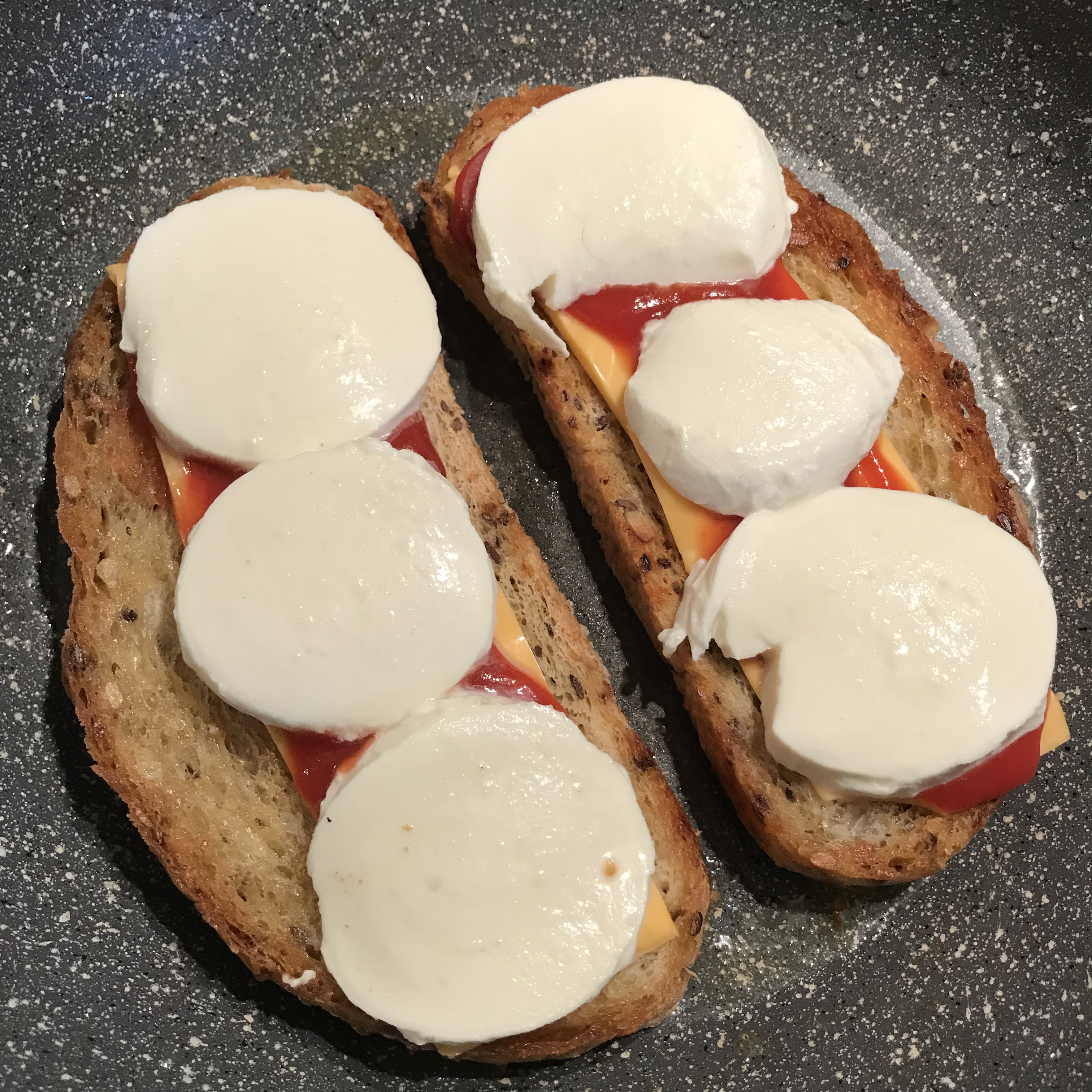 27E46EF5-9D2A-44C6-AAAE-AB646818254E