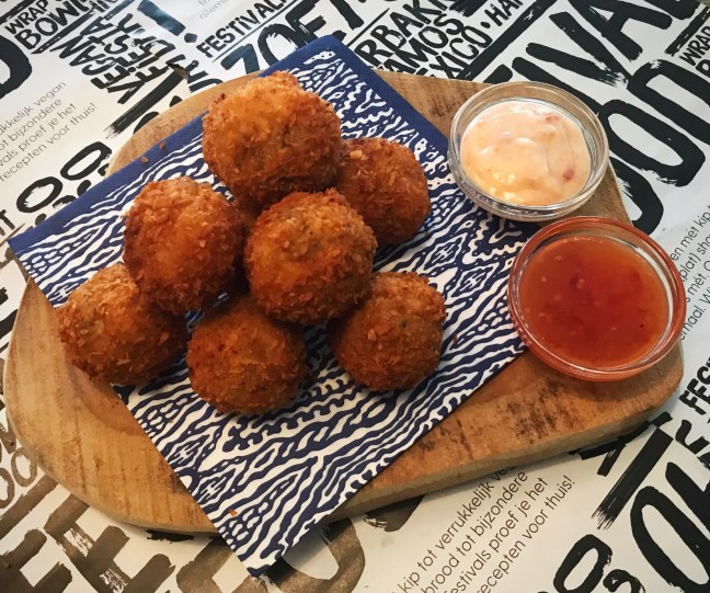 609D33B4-A716-48C8-BD32-B70AE5A0DDB5